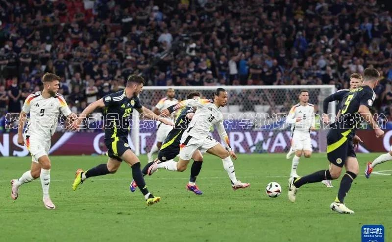 欧陆娱乐app下载梯哥哥科技探讨足球运动员的综合表现：科学批评与建设性评价